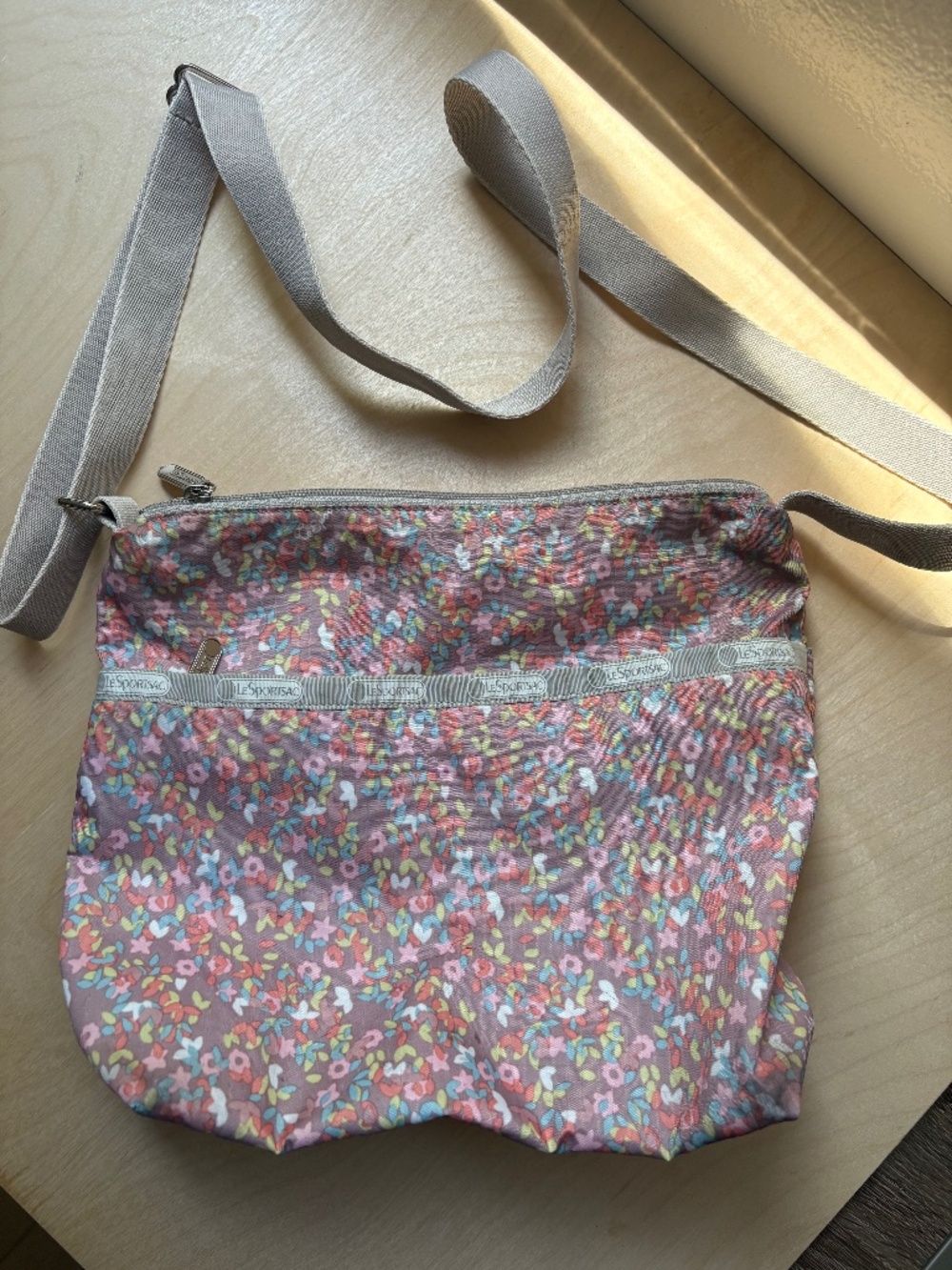 LeSportsac Floral — crossbody bag